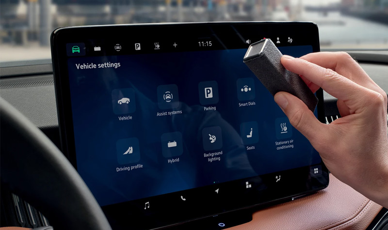 Cleaning tool on the infotainment screen in a Skoda